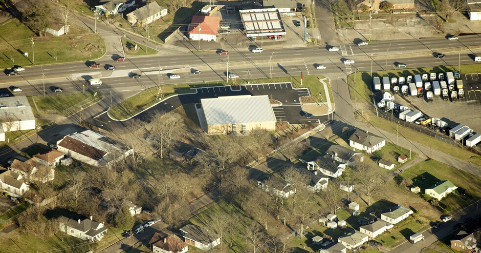 More Photos Of 4300 Vanderbilt Rd, Birmingham Freestanding For Lease