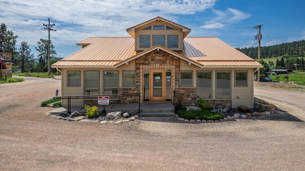 More Photos Of 1100 Mount Rushmore Rd, Custer Flex For Sale