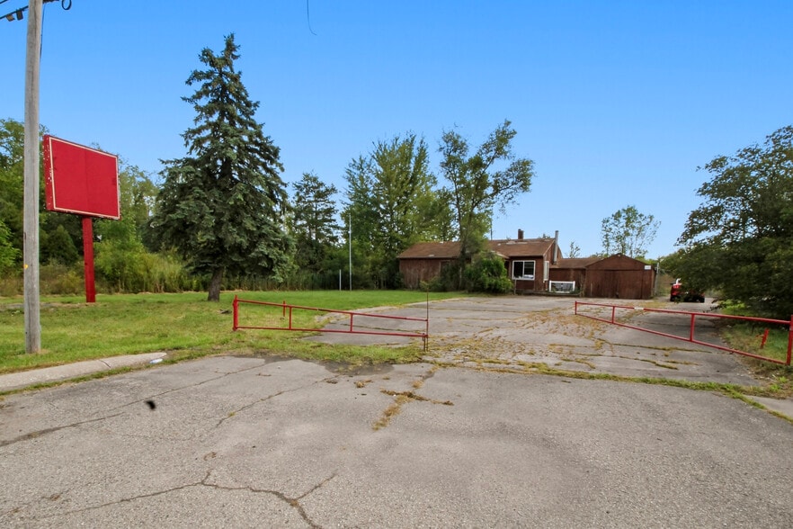 Primary Photo Of 44955 Michigan Ave, Canton Township Freestanding For Sale