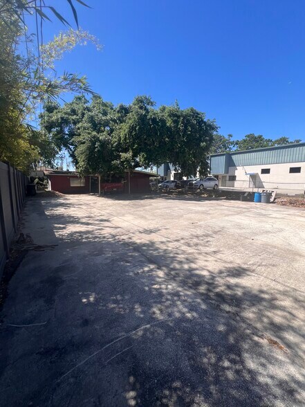 More Photos Of 72 W Jersey St, Orlando Industrial For Sale
