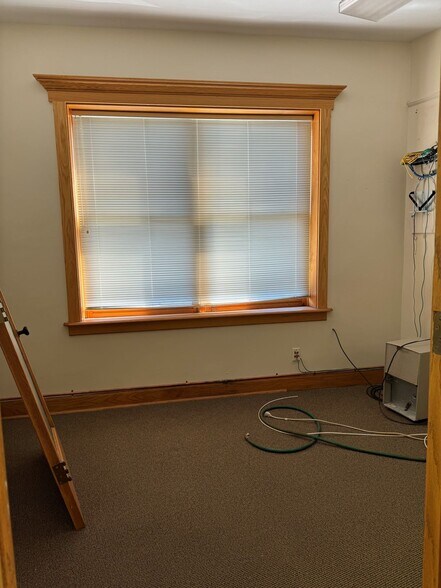 More Photos Of 78-84 S Broadway, Aurora Storefront Retail Office For Lease