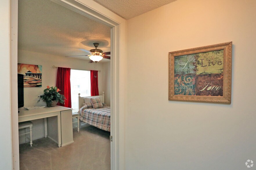 More Photos Of 201 Forest Pine Rd, Franklin Apartments For Sale