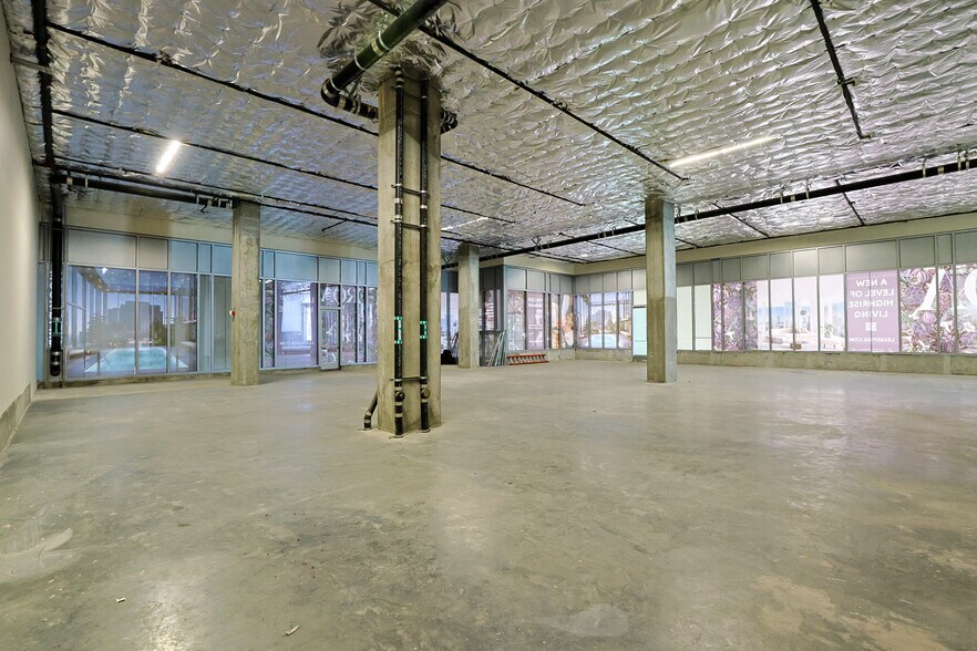 More Photos Of 744 S Figueroa St, Los Angeles Apartments For Lease