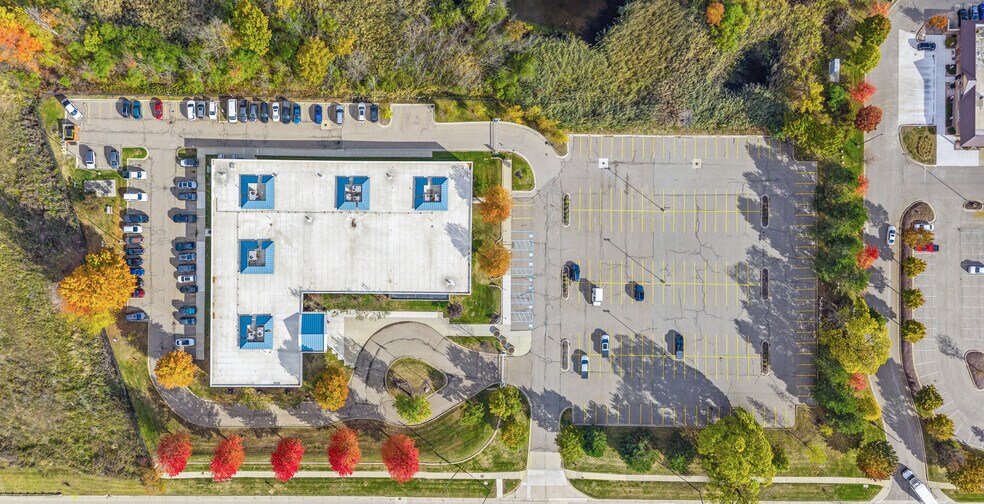 More Photos Of 48150 Grand River Ave, Novi Office For Sale