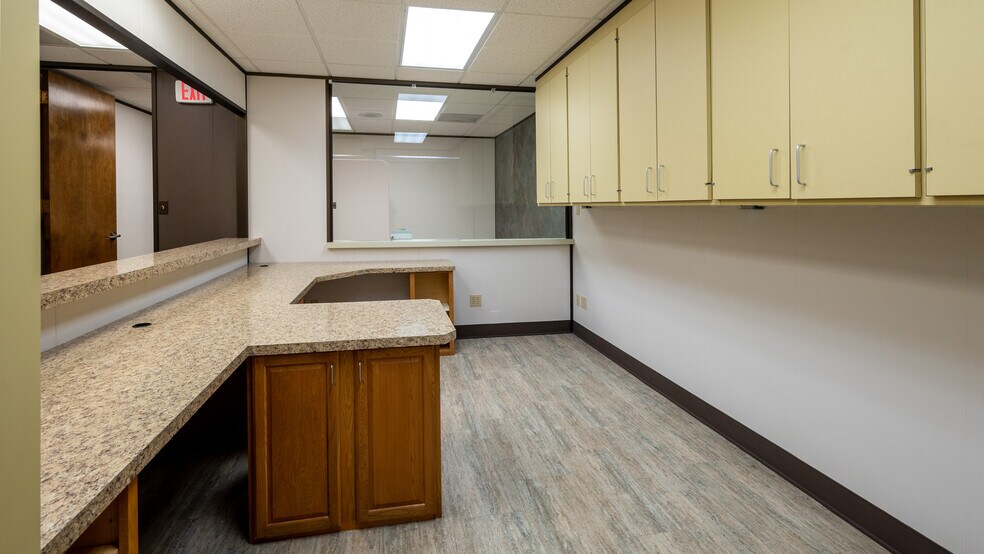 More Photos Of 201 Clinton Rd, Jackson Medical For Lease