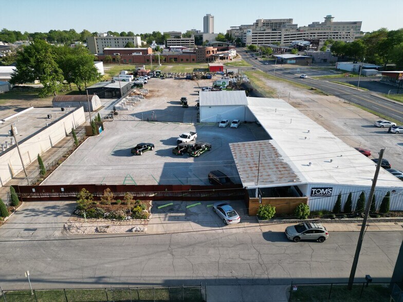 More Photos Of 1716 E 7th St, Tulsa Warehouse For Sale
