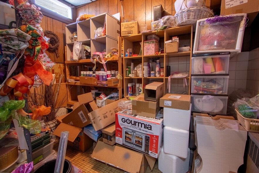 More Photos Of 19 Trestle Rd, Hancock Storefront Retail Office For Sale