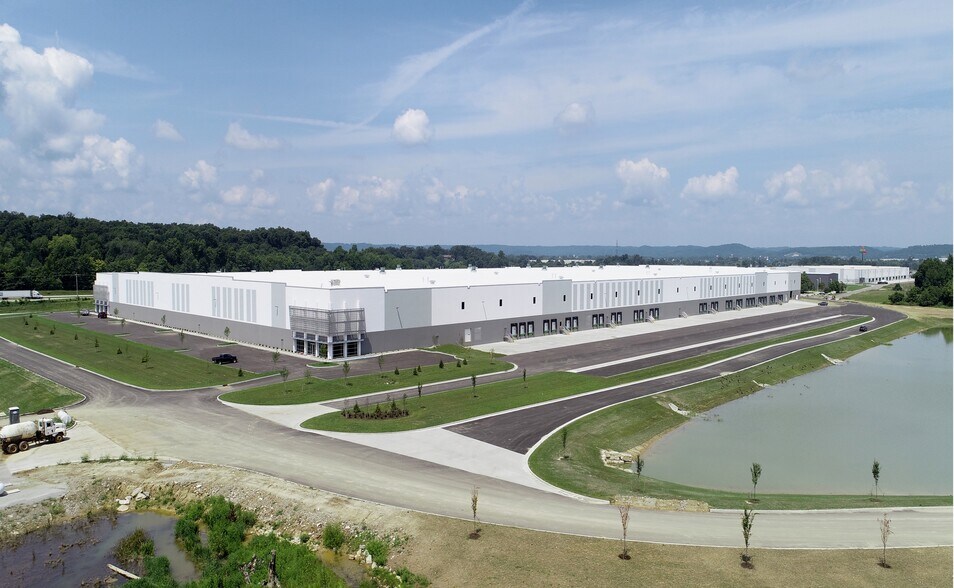 More Photos Of 120 Velocity Way, Shepherdsville Unknown For Lease