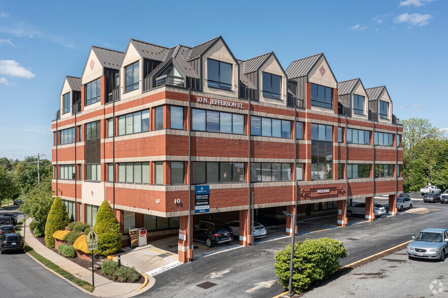 Primary Photo Of 10 N Jefferson St, Frederick Office For Lease