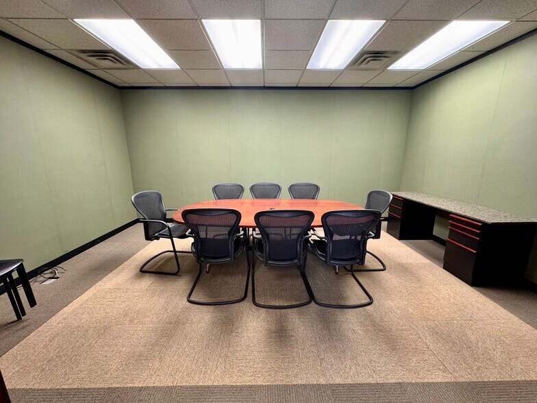 More Photos Of 358 S Rio Grande St, Salt Lake City Office For Sale