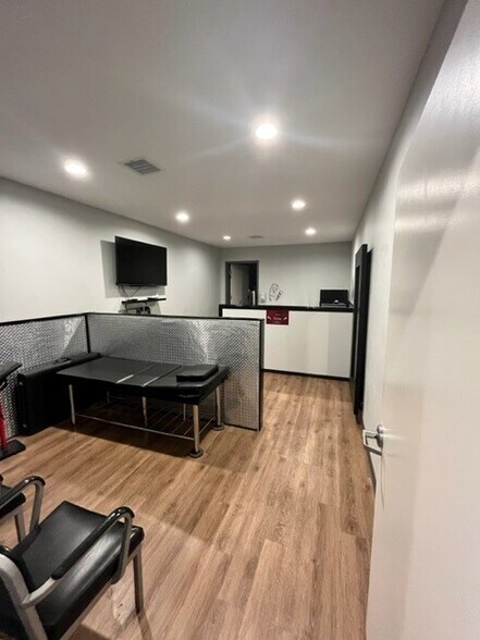 More Photos Of 113 Barton Creek Ct, Columbia Medical For Lease