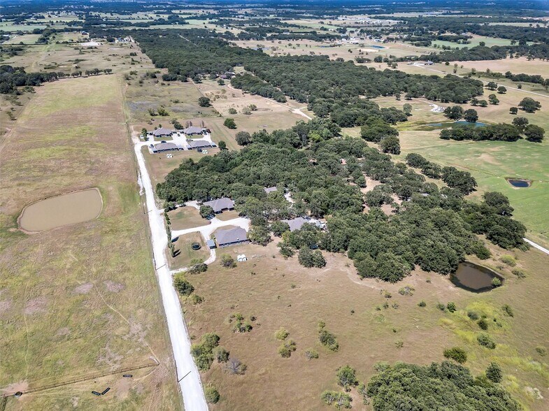 More Photos Of 175 Private Road 3459, Paradise Apartments For Sale