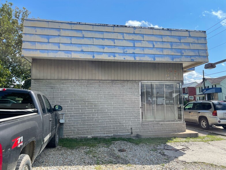 More Photos Of 2400 Ligonier St, Latrobe Auto Repair For Sale
