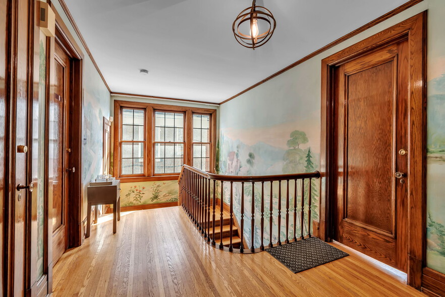 More Photos Of 2740 Main St, Buffalo Office Residential For Sale