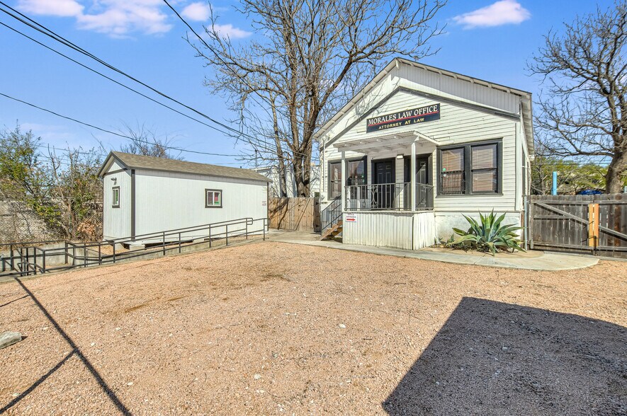 More Photos Of 1007 E 7th St, Austin Storefront Retail Office For Lease
