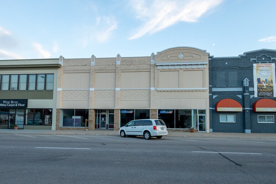 More Photos Of 2313 13th, Columbus General Retail For Sale