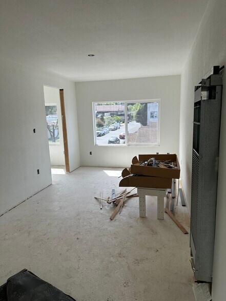 More Photos Of 722 Locust St, Garberville Storefront Retail Residential For Sale