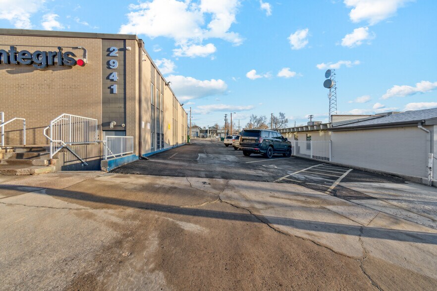 More Photos Of 2941 W 19th Ave, Denver Office For Lease