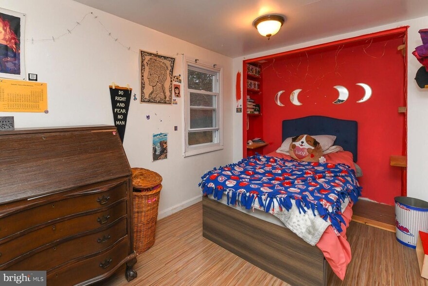 More Photos Of 2270 Harding Hwy, Newfield Flex For Sale