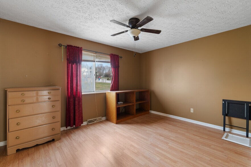 More Photos Of 4542 Camelot Cir, Uniontown Multifamily For Sale