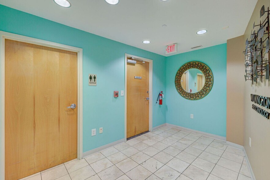 More Photos Of 1717 Shipyard Blvd, Wilmington Medical For Lease