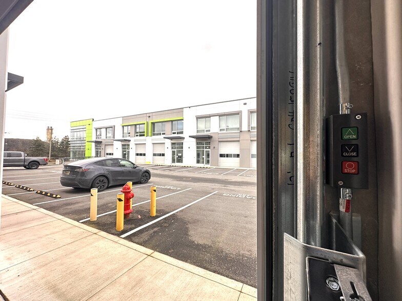 More Photos Of 951 E Kent Av N, Vancouver Warehouse For Sale