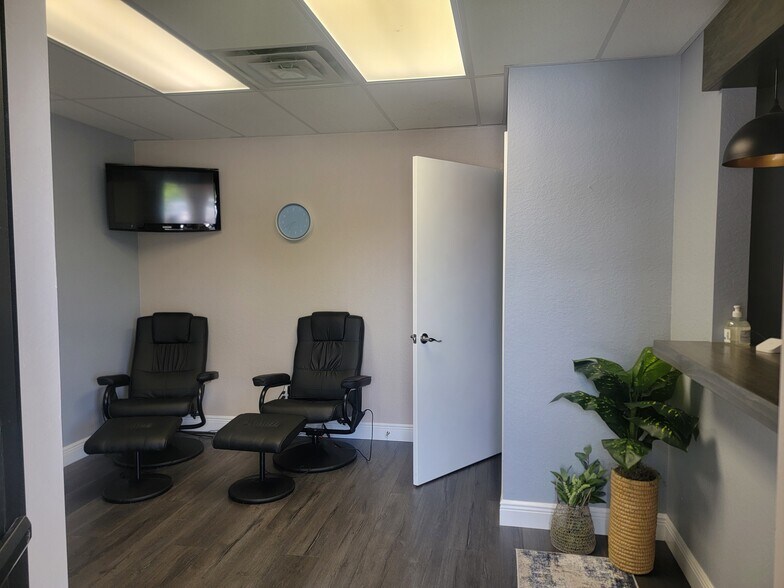 More Photos Of 4120 Tamiami Trl, Port Charlotte Medical For Lease