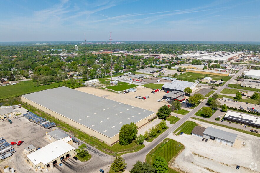 More Photos Of 2580 S 30th St, Lafayette Warehouse For Lease