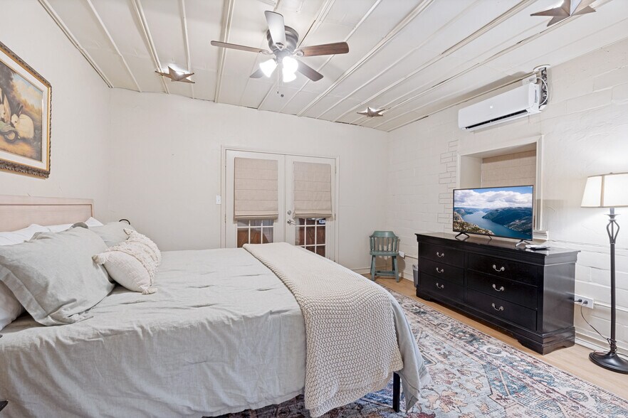 More Photos Of 8570 River Rd, New Braunfels Hospitality For Sale