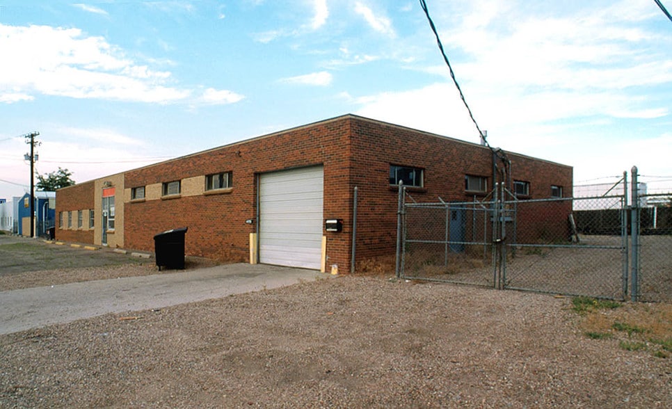 More Photos Of 4920 Monaco St, Commerce City Warehouse For Lease