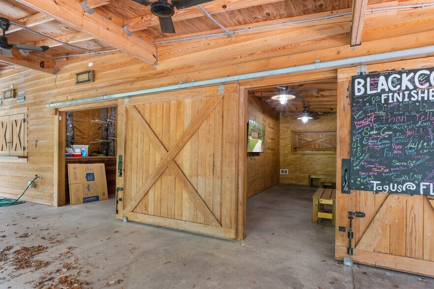 More Photos Of 6440 Cedar Ln, Brooksville Sports And Entertainment For Sale