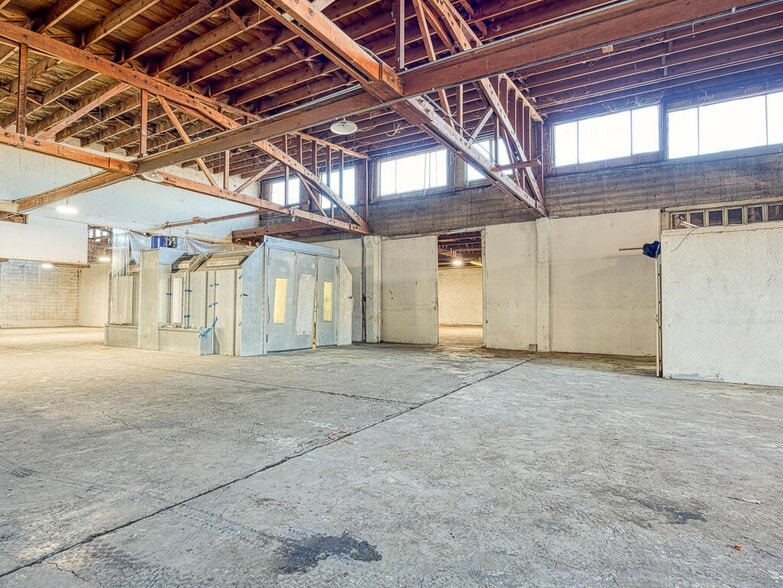 More Photos Of 310 Market St, Klamath Falls Warehouse For Sale