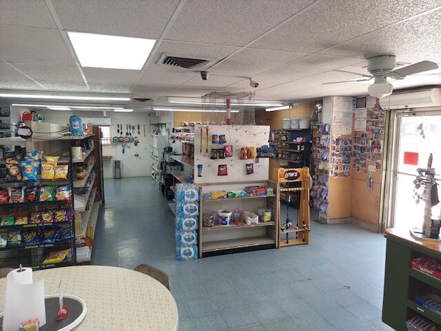 More Photos Of 18698 FM 1751, Bronson Freestanding For Sale