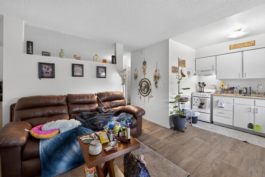 More Photos Of 30 E Camino Villas, Tucson Apartments For Sale