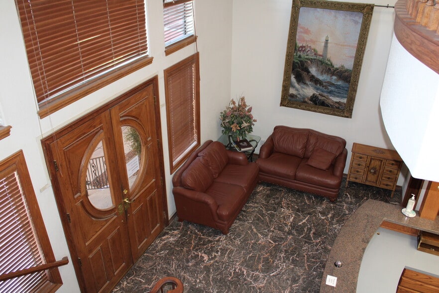 More Photos Of 606 S 9th St, Las Vegas Office Residential For Sale