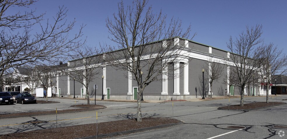 More Photos Of 16-38 Nathan Ellis Hwy, Mashpee Unknown For Lease