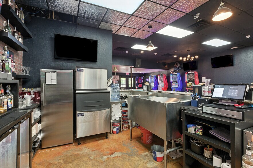 More Photos Of 13213 Fm 2100 Rd, Crosby Restaurant For Sale