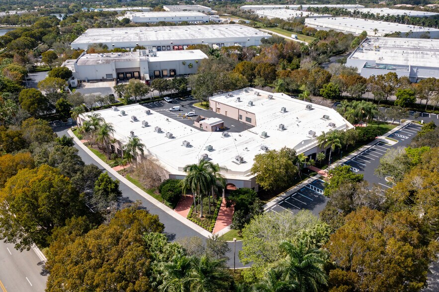 More Photos Of 3360 Enterprise Ave, Weston Unknown For Lease