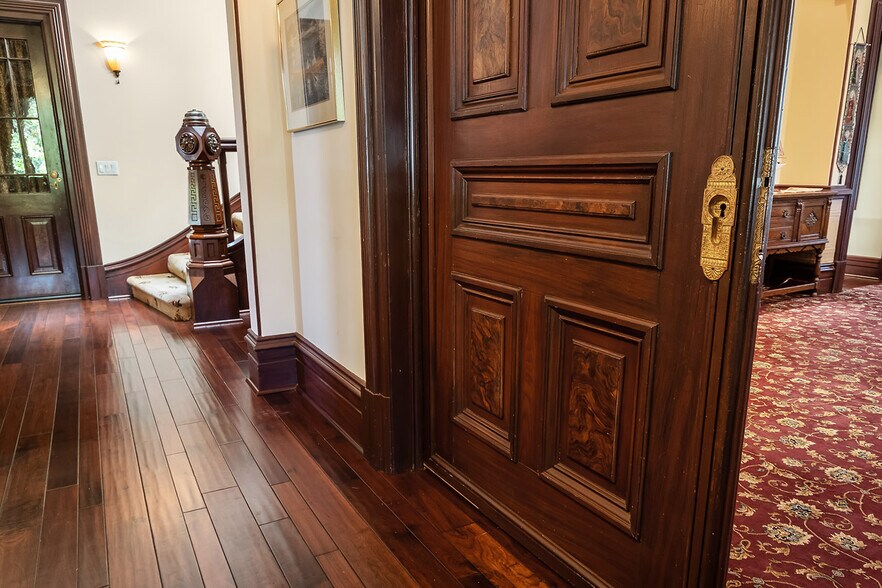 More Photos Of 333 G St, San Rafael Apartments For Sale