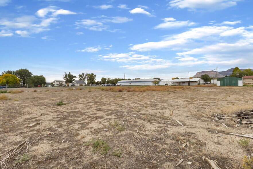 More Photos Of 163 S Main St, Huntington Office Residential For Sale