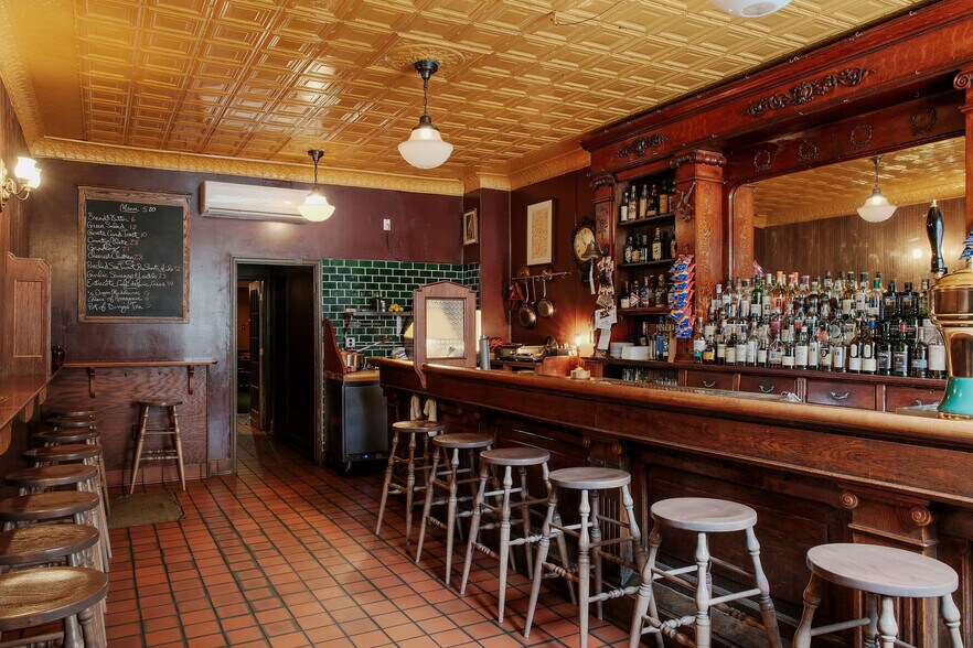 More Photos Of 1712 Aliceanna St, Baltimore Restaurant For Sale