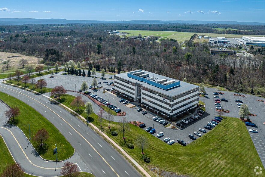 More Photos Of 400 Capital Blvd, Rocky Hill Office For Sale