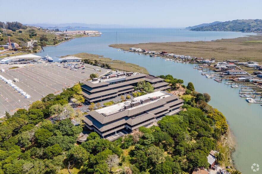 More Photos Of 60 E Sir Francis Drake Blvd, Larkspur Office For Lease