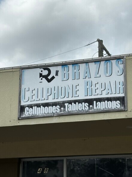 More Photos Of 412 S 17th St, West Columbia Restaurant For Sale