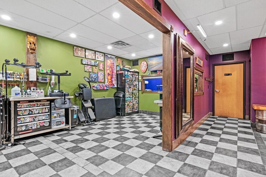 More Photos Of 5611 Chicago Ave, Minneapolis Storefront For Sale