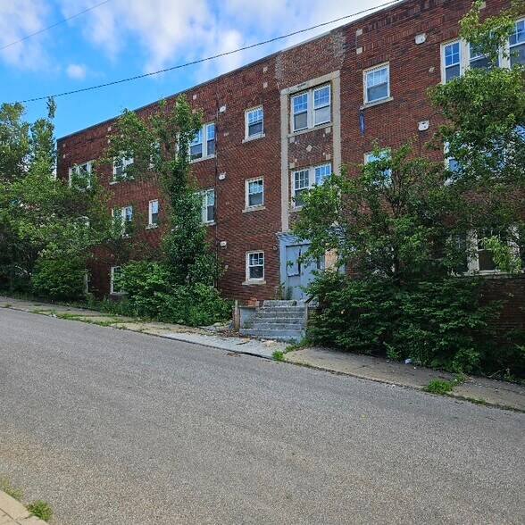 More Photos Of 1832 Willowhurst Rd, Cleveland Apartments For Sale