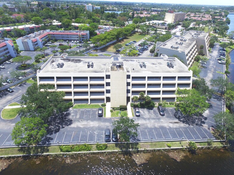 More Photos Of 3800 Inverrary Blvd, Lauderhill Office For Lease