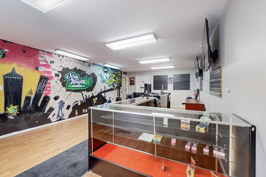 More Photos Of 516 Chama St NE, Albuquerque Office For Sale