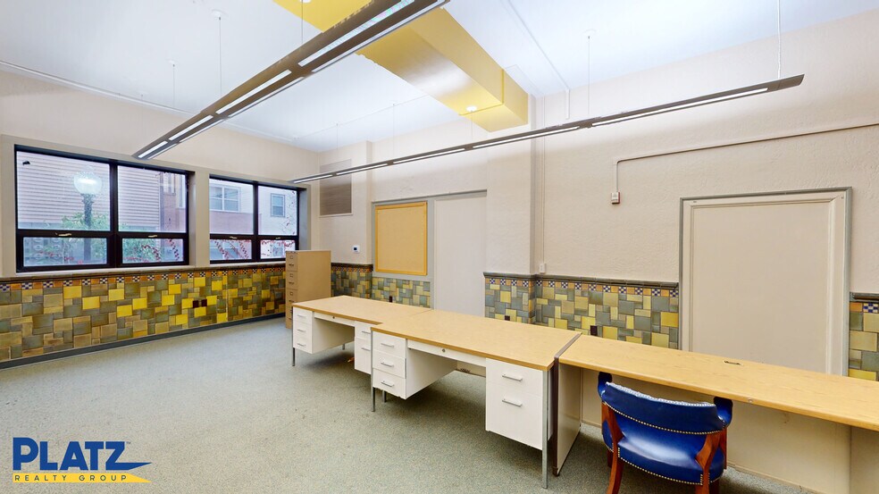 More Photos Of 114 W 5th St, East Liverpool Office For Sale