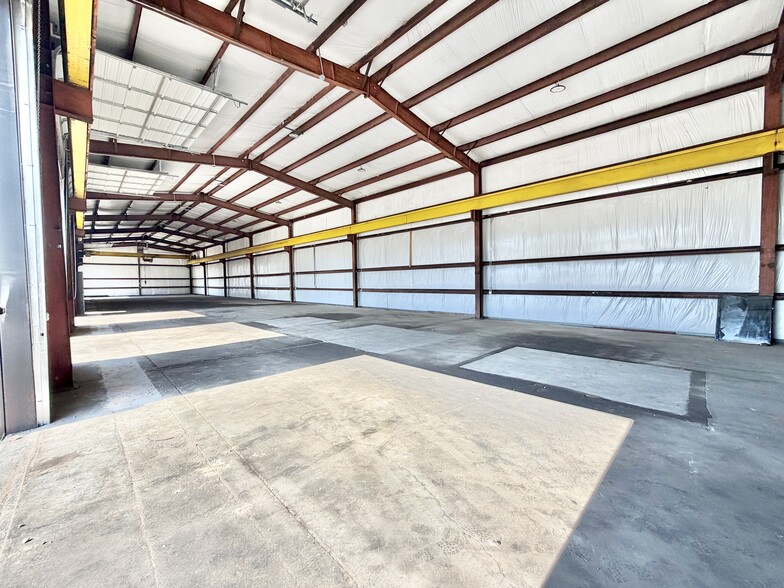 More Photos Of 1626 SE 40th St, Oklahoma City Service For Lease